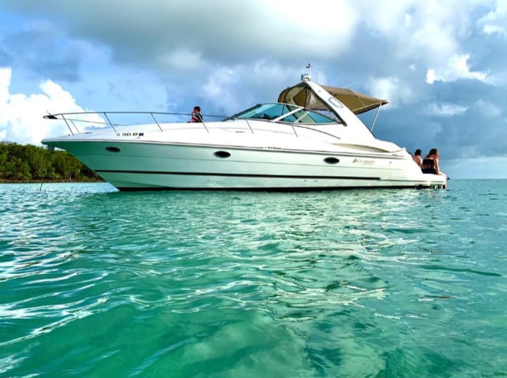 JP 36 ft – Yacht Rental