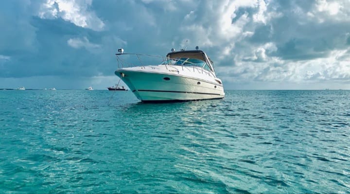 JP 36 ft – Yacht Rental
