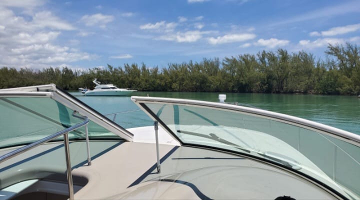 JP 36 ft – Yacht Rental