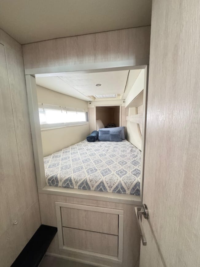 Leopard 50 ft Catamaran – Luxury Charter Miami