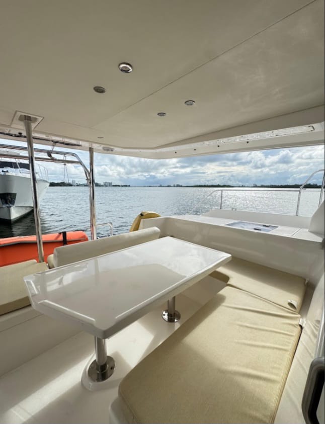 Leopard 50 ft Catamaran – Luxury Charter Miami