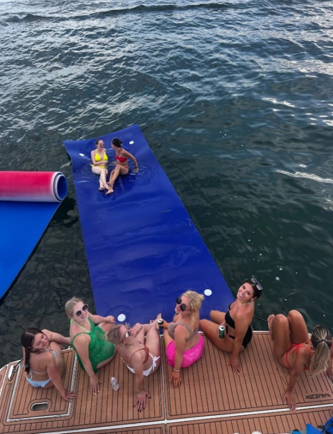 Fly Bridge 48 ft – Yacht Rental