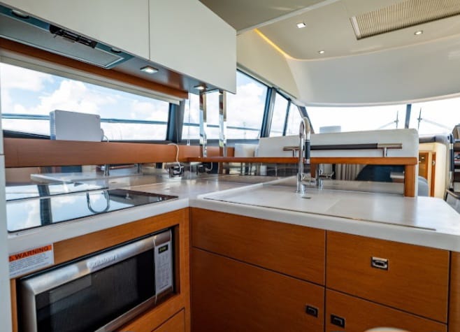 Prestige 52 ft – Luxury Yacht Charter Miami