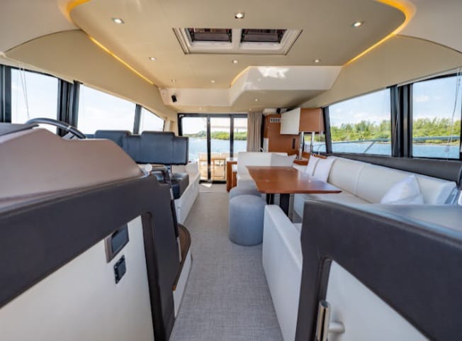 Prestige 52 ft – Luxury Yacht Charter Miami
