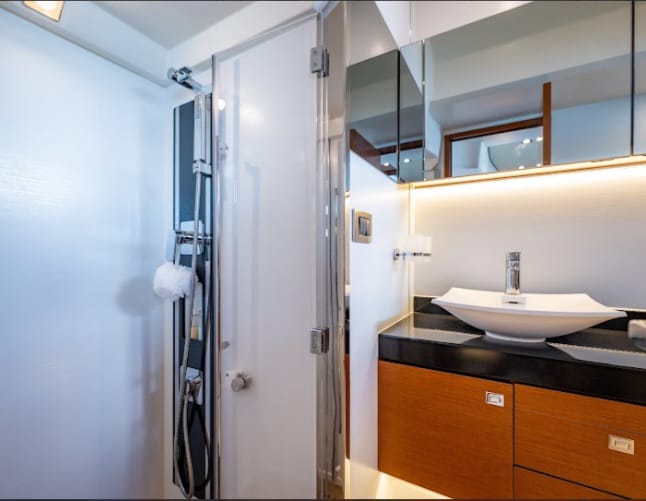 Prestige 52 ft – Luxury Yacht Charter Miami
