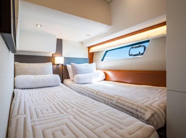 Prestige 52 ft – Luxury Yacht Charter Miami