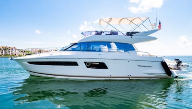 Prestige 52 ft – Luxury Yacht Charter Miami