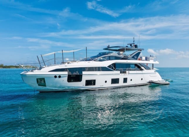 Azimut 88 ft – Superyacht Charter Miami