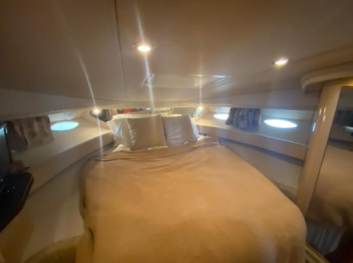 48 ft Livane – Yacht Rental
