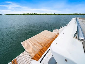Azimut 75ft