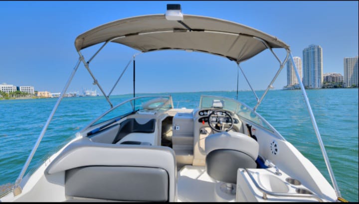 29 ft Yacht – Yacht Rental