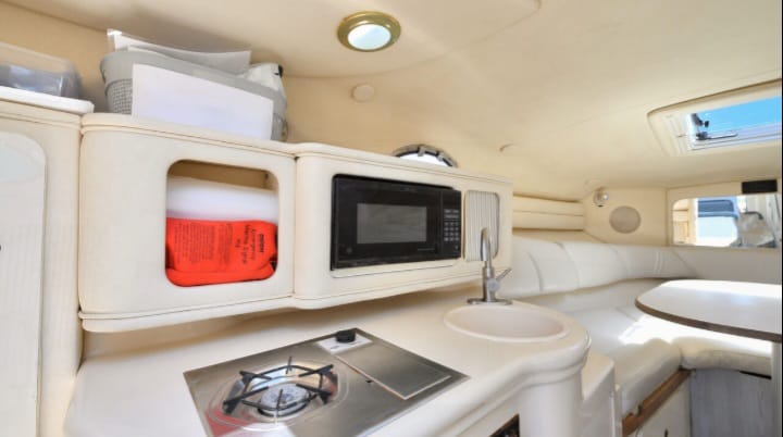 29 ft Yacht – Yacht Rental