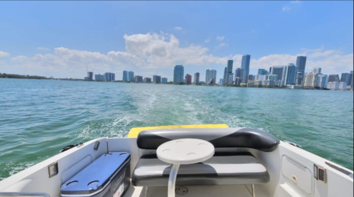 29 ft Yacht – Yacht Rental