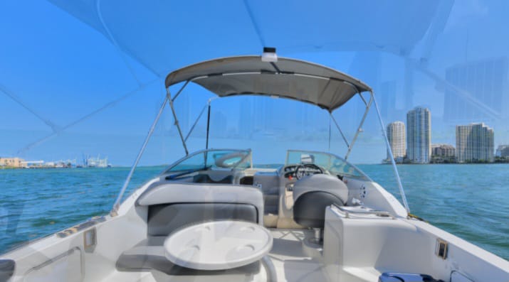 29 ft Yacht – Yacht Rental