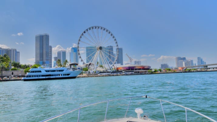 29 ft Yacht – Yacht Rental